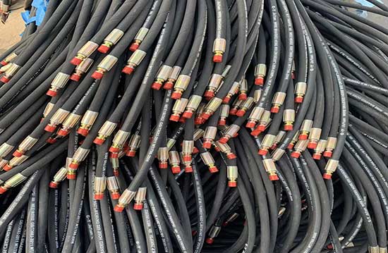 高壓膠管總成規(guī)格型號.jpg 高壓膠管總成規(guī)格型號.jpg